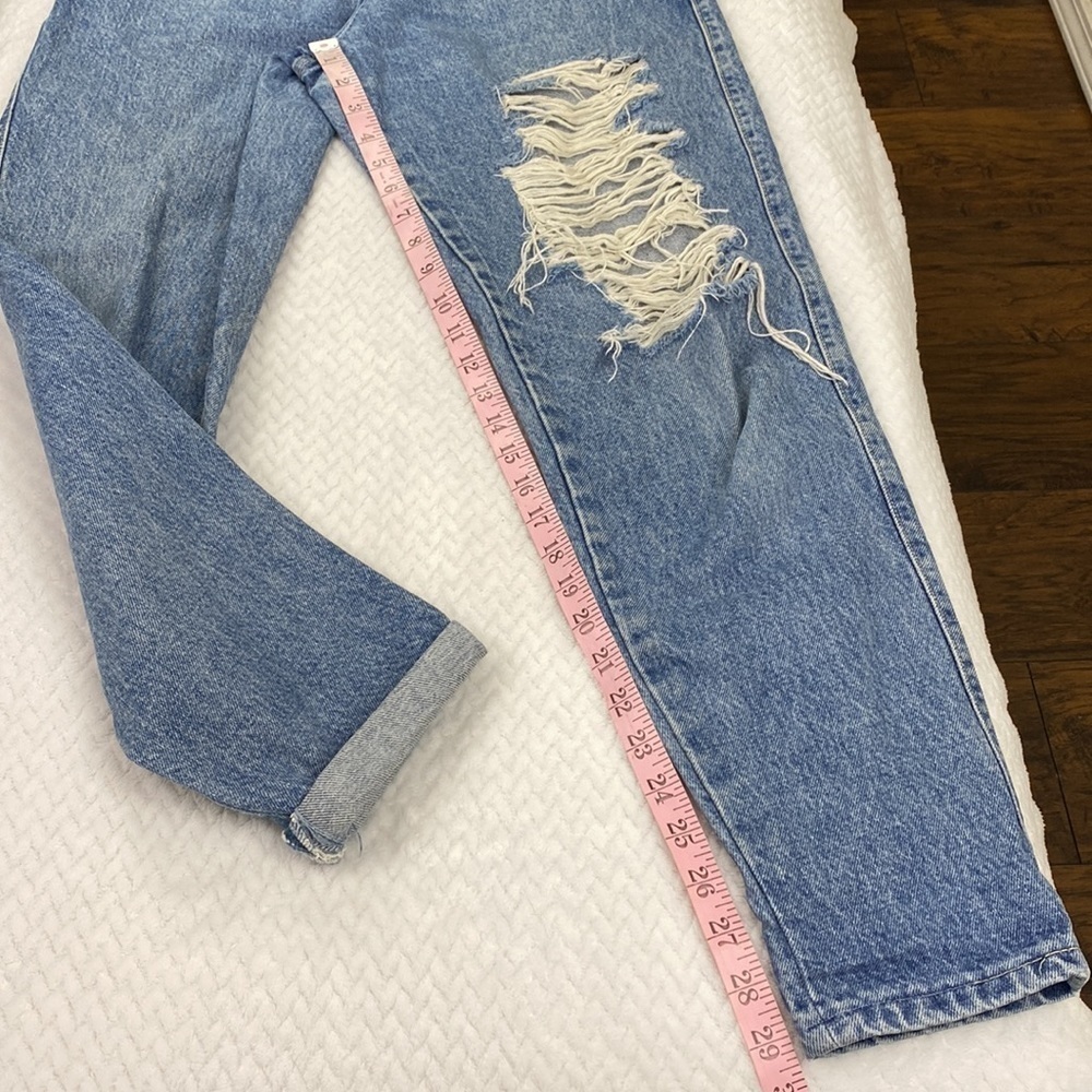 Vintage LEVI'S Women's Light Wash 57902-7206 Jeans USA Made - Picture 12 of 17